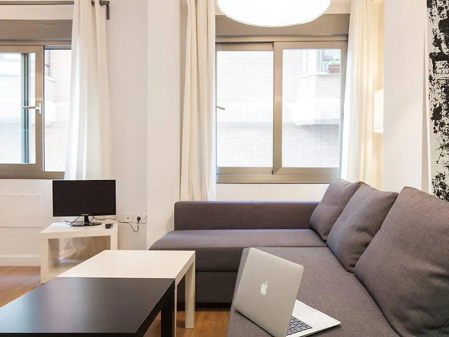 Apartamentos Click Almeria