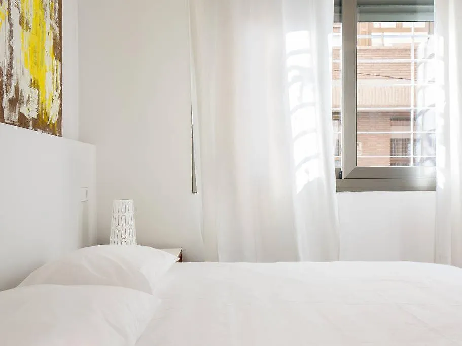Apartamentos Click Almeria